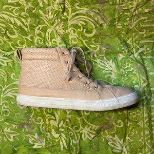 American Eagle Hi-Top Perforated Dusty Pink Shoes